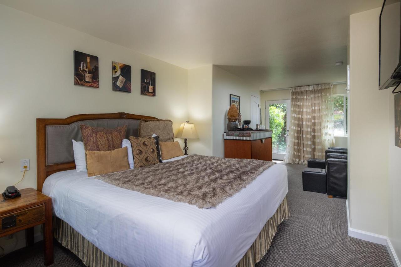 The Vendange Carmel Inn & Suites Kültér fotó