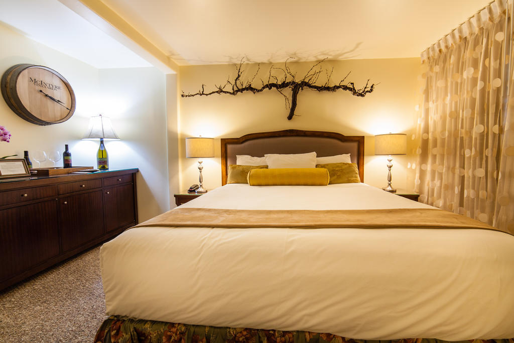 The Vendange Carmel Inn & Suites Szoba fotó